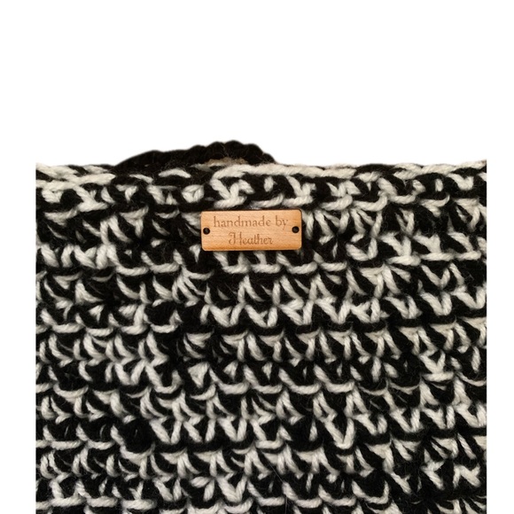 HANDMADE BLACK AND WHITE SUPER STURDY HANDBAG - Picture 2 of 4